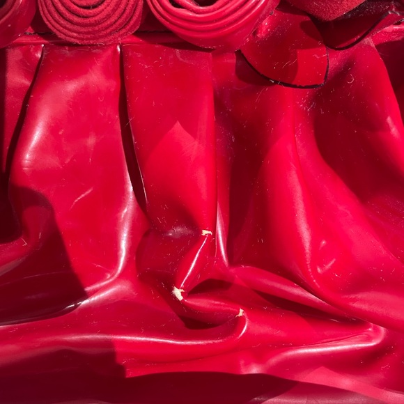 Authentic Valentino Garavani Lacca fleur red bag - Picture 11 of 12